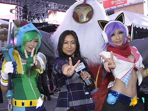 Spiral Cats Talk Cosplay & Take the Mysery Box Challenge - The